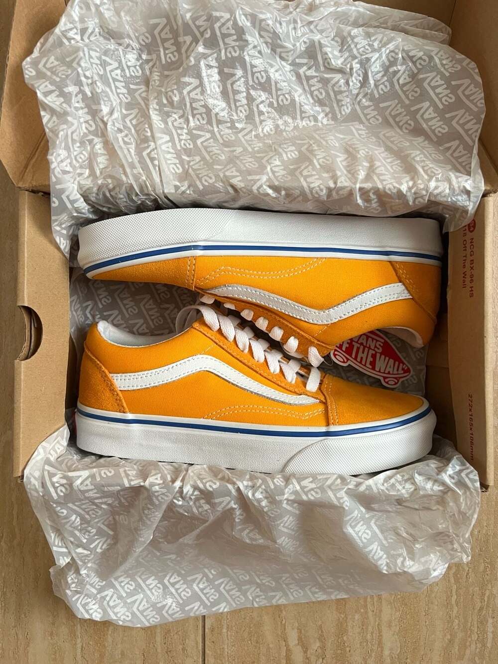 Vans Old Skool Zinnia Orange Suede Canvas Shoes Women's 5.5 / Men's 4.0 - Picture 2 of 7